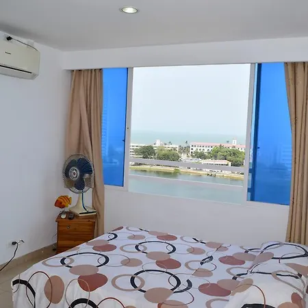 Apartamento Moderno Con Vista Hermosa. *